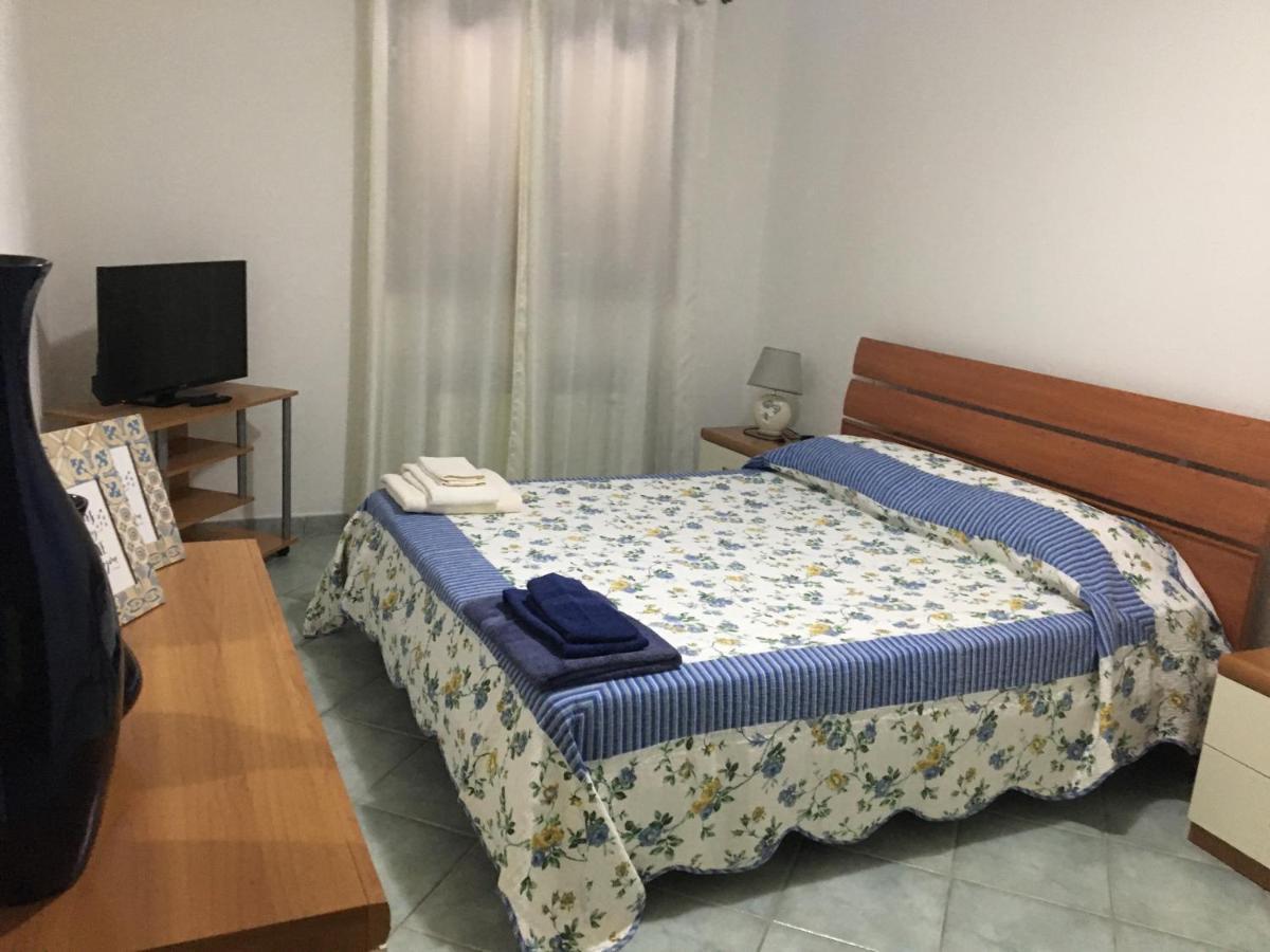 Taverna Apartment Arzachena Ngoại thất bức ảnh
